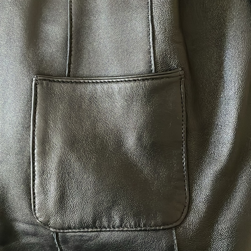 Leather jacket - Picture 5 of 7